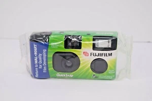 Cámara Fujifilm QuickSnap de 35 mm de uso único con flash 27 exposiciones 2007 - Imagen 1 de 8