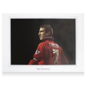 ERIC CANTONA SIGNED MANCHESTER UNITED LARGE PRINT: THE KING - SIGNED IN BLACK - Picture 1 of 1