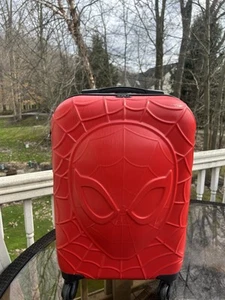Marvel SpiderMan FUL 21" Rolling Luggage Mask Design Hardshell Red Suitcase - Picture 1 of 11