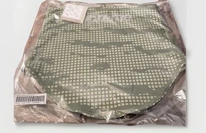 SUPREME/ WINDSTOPPER NECK GAITER OLIVE GRID CAMO OS FW21 (100% AUTHENTIC) NEW - Picture 1 of 12