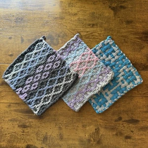 Soporte para olla de algodón hecho a mano 3 cottage cocina telar almohadilla caliente remache 8x8 boho retro - Imagen 1 de 7