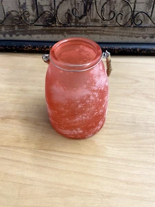 Beautiful pink vase with robe handle - Picture 1 of 3