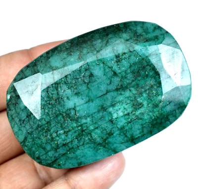 Natural Huge Green Emerald Zambian 469.50CT Certified Cushion Cut Loose Gemstone - Image 1 of 4