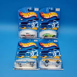 2001 Hot Wheels Hippie Mobiles Serie Komplettsatz 4 Autos Diecast Brandneu - Bild 1 von 9