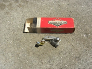 OEM Briggs and Stratton Breaker Assembly #29667 - Picture 1 of 1