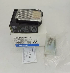 new omron E3JM-R4M4T-G Photoelectric Switch E3JMR4M4TG FREE SHIPPING - Picture 1 of 4