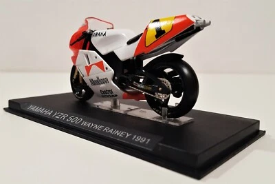 YAMAHA YZR 500 - WAYNE RAINEY -1991 - SC.1:24 - MODELLINO DA COLLEZIONE CON TECA - Immagine 1 di 4