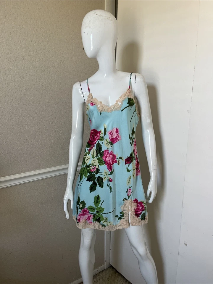 Camisón BADGLEY MISCHKA Azul Cielo/Rosa Floral 100% Seda Encaje Recortado Chemise Talla M Foto 1 de 4