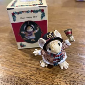 GANZ Little Cheesers Christmas Mouse Chap Ringing Bell 1991 Ornament #05346 Neu im Karton - Bild 1 von 9