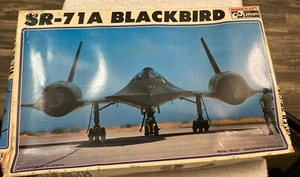 1:72 Vintage Minicraft Hasegawa SR-71 Blackbird Good Builders kit - Picture 1 of 10