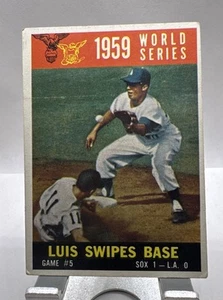 1960 Topps #389 World Series Luis Aparicio Maury Wills HOF “Luis Swipes Base” - Picture 1 of 2