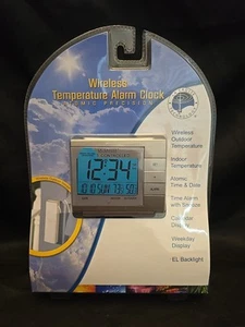 La Crosse Wireless Temperature Atomic Alarm Clock Time Date Weather Station - Picture 1 of 8