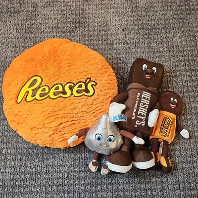 Reese's Lot of 4 Peanut Butter Orange Round Pillow Hershey Kiss Plush Candy - Image 1 of 4