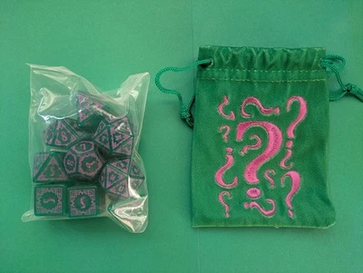 Batman Gotham City Chronicles RPG - the Riddler dice set (9 assorted dice) - Image 1 of 3