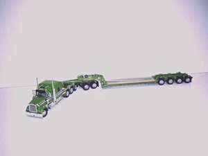 DCP FIRST GEAR 1/64 GREEN & WHITE KW W900L W/T 72" SLEEPER&LOWBOY JEEP&FLIP AXLE - Picture 1 of 14