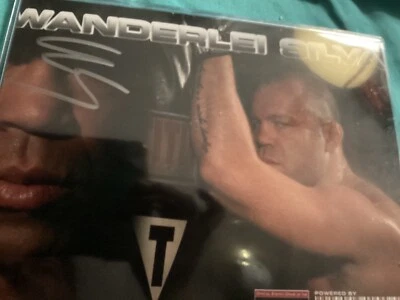Foto autógrafa Wanderlei Silva UFC 8 x 10 TheFriendlystranger autenticidad Foto 1 de 4