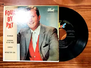 PAT BOONE - FOUR BY PAT - 7" 45 W/SLEEVE - POP- 1957 - MINT - Picture 1 of 2