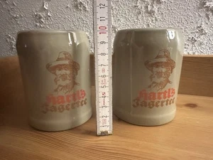 2 x Hartl’s Jagertee Krug Stein Schnaps Tasse 0,25l Nagelneu - Bild 1 von 5