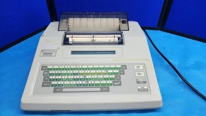 Shimadzu CR501 Chromatopac Chromatography Data Processor For Parts or Repair - Picture 1 of 6