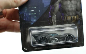 Hot Wheels 2014 Batman #7 - FAST SHIP - Picture 1 of 3