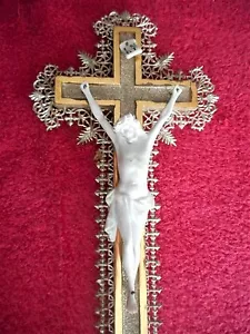 SUPERBE ANCIEN CRUCIFIX/fin XIXé-debut XXé/ARGENTURE DORURE/JESUS BISCUITH.46,5c - Picture 1 of 6