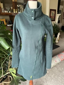 Bench Damen Tally Funnel Neck Fleece gefütterte Jacke Medium grün Taschen Yoga - Bild 1 von 6