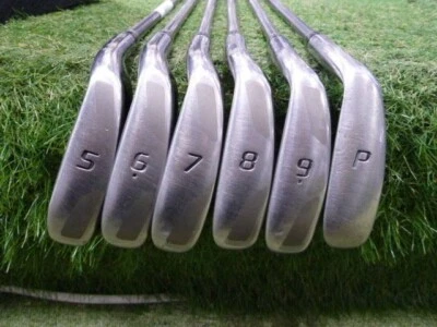 Bridgestone TOURSTAGE ViQ 2012 Irons #5-9.P(6Clubs)/ViQ/Flex:R/Iron set - Image 1 of 4