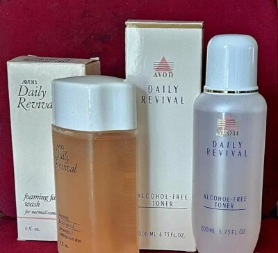 2 NUEVO EN CAJA AVON DAILY REVIVAL NORMAL PIEL LAVADO FACIAL LIMPIADOR Y TÓNICO SUAVIZANTE LIMPIO Foto 1 de 3