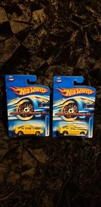Hotwheels * LOTE DE 2 FORD MUSTANG GT 2005 * VARIACIÓN DE COLOR AMARILLO, ¡JUEGO IMPRESIONANTE! - Imagen 1 de 7