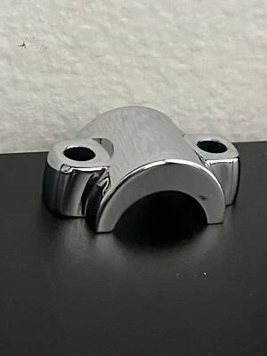 Harley Custom хром 45832-77A AXLE крышка слайдер 1995-06 Touring FAT BOY 3/4 CLAM - Изображение 1 из 4