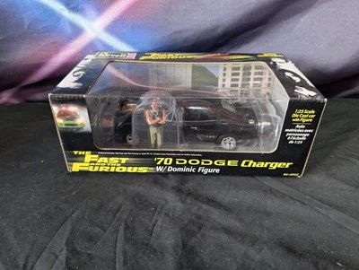 Revell FAST & FURIOUS 1970 Dodge Charger Black Mopar 1/25 Dominic Figure 1  - Image 1 of 4