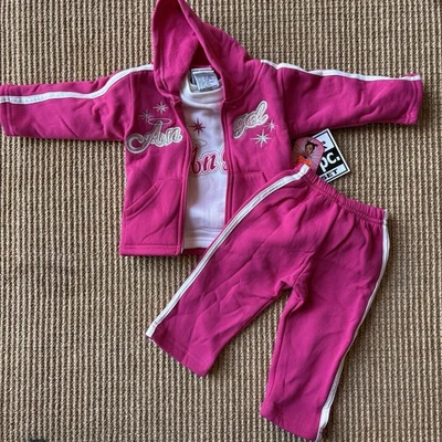 Conjunto de sudadera de tres piezas a juego Y2K "Angel" de DIVA - talla 6-9M Foto 1 de 4