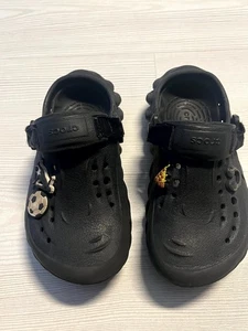 Crocs Echo Clogs Kids J1 Black Water-Friendly Comfort Casual Shoes 208190-001 - Picture 1 of 8