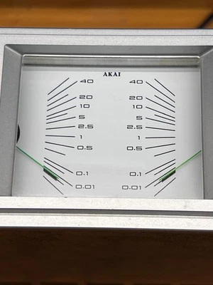 🌈AKAI AM-U01🌈 AMPLIFICATORE STEREO TOP VINTAGE 1980 STADIO PHONO - Immagine 1 di 4