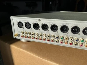 Parasound Parasound P7 Preamplifier 7.1Ch - High-Performance Audio - Picture 1 of 15