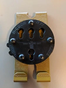 Eagle Industries G-CODE RTI Klaue 2-reihige Radholsterhalterung - Bild 1 von 2