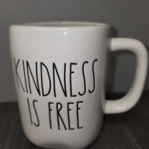 Rae Dunn Kindness Is Free White Coffee / Tea Mug - Picture 1 of 6