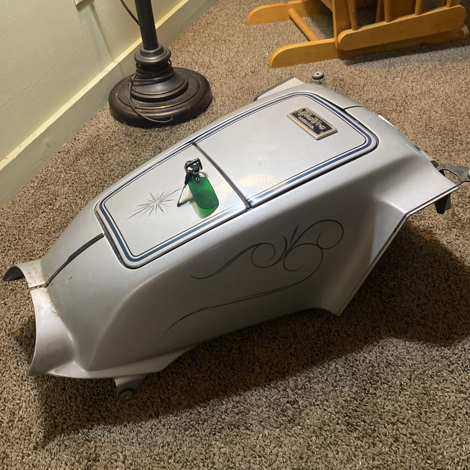 Honda Goldwing Gl1200 1987 interestatal tanque de gasolina paneles de cubierta, almacenamiento y llave OEM Foto 1 de 4