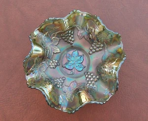Fenton Carnival Glass Green Bowl Grape Iridescent & Cable Vintage EXC - Picture 1 of 3