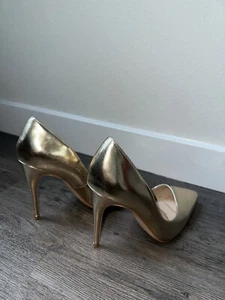 Gold Pointed Toe stiletto High Heels  - Picture 1 of 4
