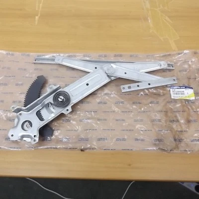 GENUINE MERCEDES BENZ MB VAN MB100 & MB140 FRONT DOOR REGULATOR ASSY - LH   - Image 1 of 2