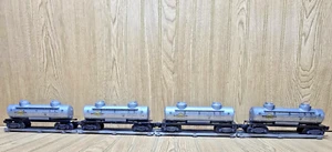 4 Lionel Sunoco Two Dome 8000 Gal Oil Tankers w/ Steel Bases | Model Railroading - Picture 1 of 16