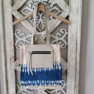 Lucky Brand Soue Top Handle Shoulder Strap Twill Canvas Tote Bag in Blue Tie Dye - Picture 1 of 11