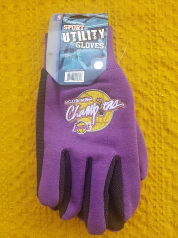 NBA Los Angeles Lakers Sports Utility Gloves W Palm Grip Purple 2009 Champions Cover