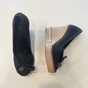 Tory Burch schwarze hochhackige Espadrille-Schuhe mit Keilabsatz Jute Damengröße 7,5 Plateau - Bild 1 von 9
