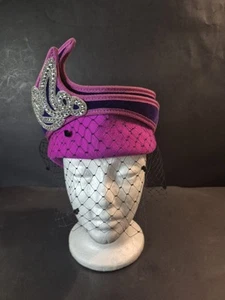 Sandra New York Bollman Hat Co Vintage Molded Felt Hat with Rhinestones & Veil - Picture 1 of 9