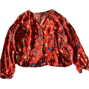 Excellent Condition H&M Pretty Red Multi Fitted Blouse Top Size 14 - Picture 1 of 2