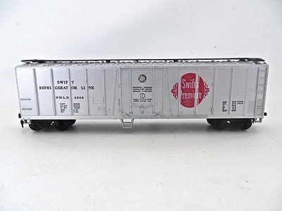 HO Gauge SWIFT 51' 1960's Era Refrigerated Boxcar Low Ship Immaculate - Image 1 of 4