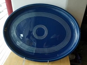 16" tiefblaue ovale Platte von The Cellar Steinzeug - Bild 1 von 6