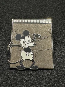 95 Years of Magic - Mickey and Minnie Mouse - Crazy Plane (1928) - Picture 1 of 4